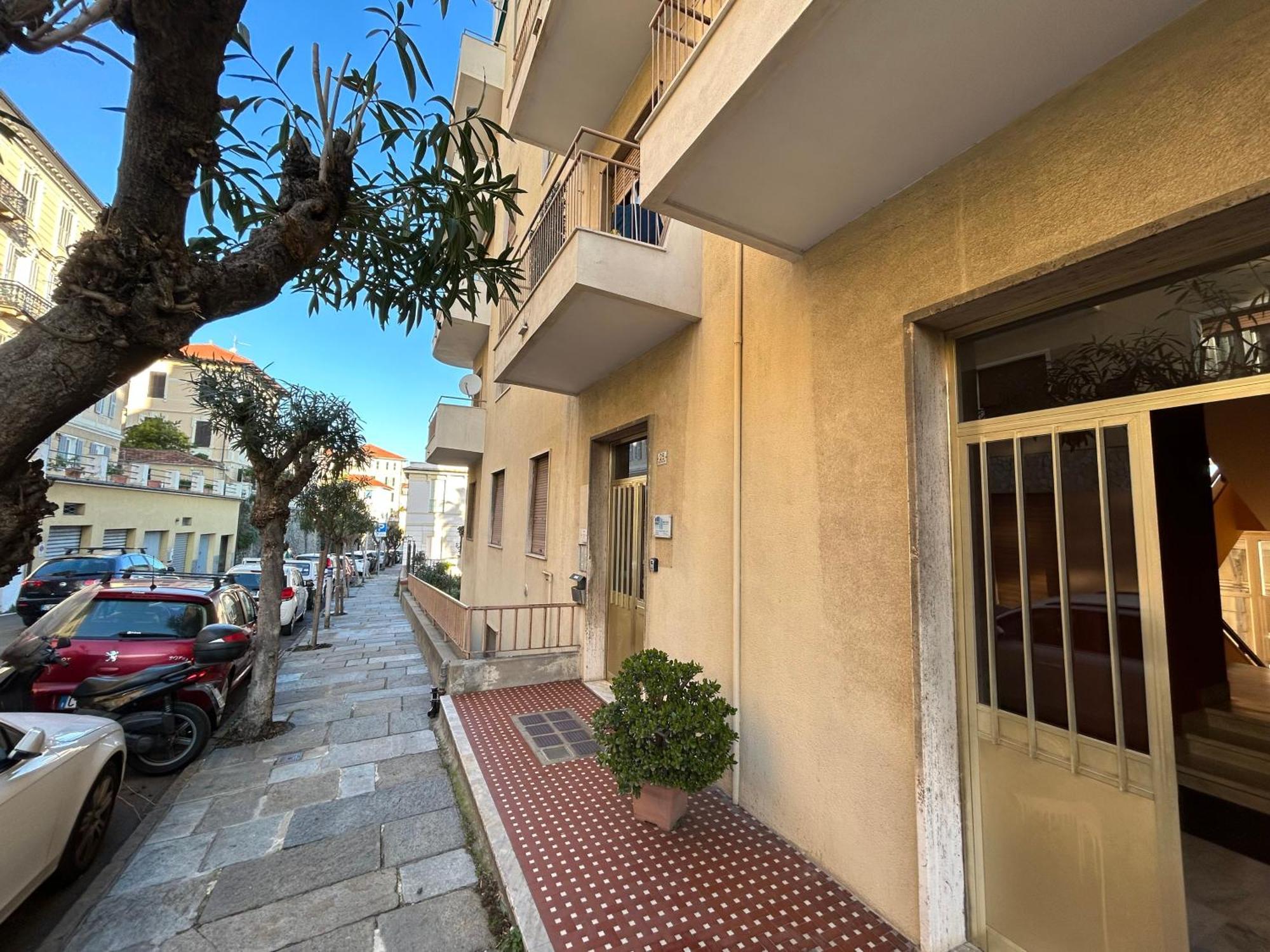Casa Mec Imperia Exterior foto